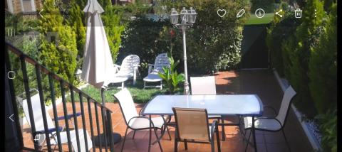 Casa de 209 m<sup style='color: #FFF;'>2</sup> con 3 habitaciones y 3 baños en Palencia.