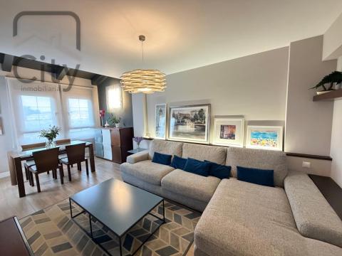 Casa de 200 m<sup style='color: #FFF;'>2</sup> con 4 habitaciones y 3 baños en Palencia.