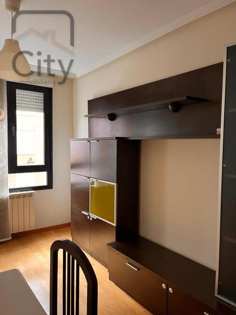 Piso de 70 m<sup style='color: #FFF;'>2</sup> con 2 habitaciones y 2 baños en Palencia.