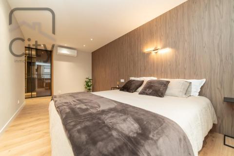 Piso de 152 m<sup style='color: #FFF;'>2</sup> con 4 habitaciones y 2 baños en Palencia.