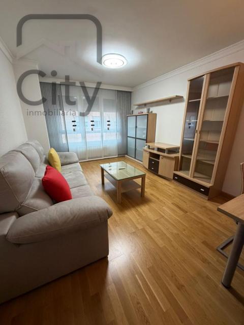 Piso de 48 m<sup style='color: #FFF;'>2</sup> con 1 habitaciones y 1 baños en Palencia.